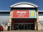 Argos Shoppers Snap Up £22 Rug That's 'Easy to Hoover'