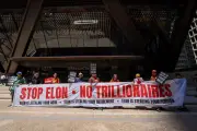 As Billionaires' Wealth Soars, US Workers Struggle: 'The Rich Keep Getting Richer for No Good Reason'