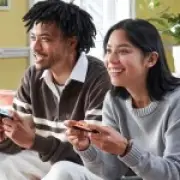 Average Age of US Gamers Reaches 37, New Study Reveals