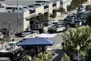 Bakersfield Chase Bank Hostage Situation Unfolds with Bomb Threat