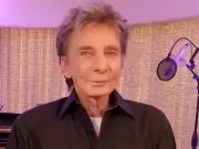 Barry Manilow Fears Permanent Voice Loss After Lung Cancer Surgery