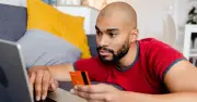 BBC Expert Warns Online Shoppers of Fake Discounts Before Buying