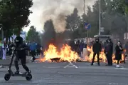 Belfast Erupts in Violence After Knife Attack
