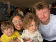 British Dad Detained by ICE During Green Card Interview in Florida