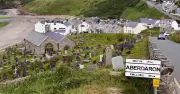 Cabin on Welsh Cliff Offers All Four Seasons in One Weekend