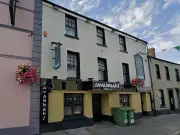 Carpenter broke man's jaw in nightclub attack after 'red mist descended'