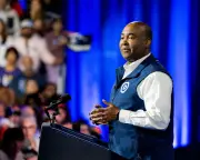 Centrist Democrats Push for Schism After DSA Primary Sweep