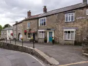 Charming Richmond: Independent Shops and History Near Liverpool