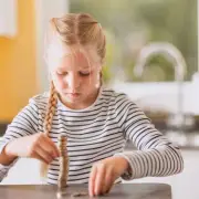 Children get 12p weekly pocket money rise in 2026, says GoHenry