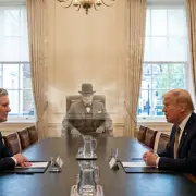 Churchill's AI Ghost Blasts Starmer: 'No Lion, Just a Lawyer'