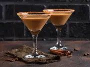 Coole Swan Irish Cream Liqueur Now £20 at Tesco, Called 'Better Than Baileys'