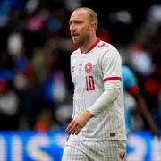 Denmark's Eriksen collapses again, had died for 5 minutes in 2021