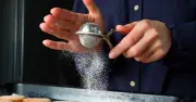 Difference Between Icing Sugar and Caster Sugar Explained