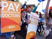 Doctor Strikes in England Halted After Government Makes New Offer