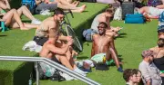 Doctor Warns: Removing Your Shirt in Heatwave Increases Heatstroke Risk