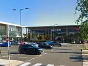 Dog rescued from hot car at Fosse Park Shopping Centre during heatwave