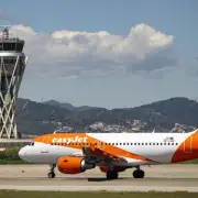 EasyJet Flight Forced to Speed Up Landing After 12 Disruptive Passengers Cause Panic