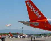 EasyJet Opens Talks with Castlelake After Rejecting £4.9bn Bid