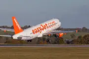 EasyJet Rejects Higher £4.93bn Castlelake Bid, Extends Deadline