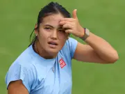 Emma Raducanu on Crutches After Wimbledon Withdrawal Due to Stress Fracture
