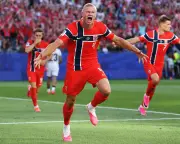 Erling Haaland Scores Double on World Cup Debut for Norway