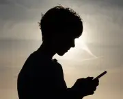 Experts Suggest Social Media Alternatives for Under-16s Amid UK Ban Proposals