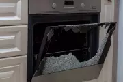 Exploding Oven Doors: 400+ Incidents, 40+ Injuries in US