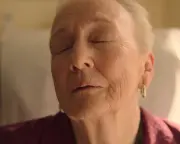 Familiar Touch Review: Kathleen Chalfant Shines in Memory Loss Drama