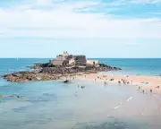 Family Road Trip Adventure from Bilbao to Saint-Malo with Kids