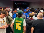 Fans Trapped at Metro Station During New York Knicks Parade Chaos