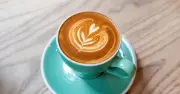 Flat White vs Latte: Barista Explains Key Differences in Coffee Drinks