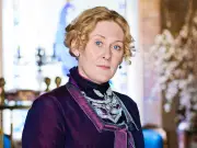 'Flawless' Period Drama Beats Downton Abbey and Bridgerton, Free to Stream