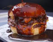 Forging Cross-Border Food Links Over a Danish Gravy Burger