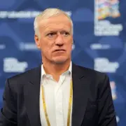 France Boss Deschamps Leaves World Cup After Family Tragedy