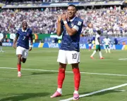 France Looked Disjointed in World Cup Opener, Then Mbappé Delivered
