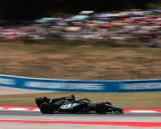 George Russell claims pole at Barcelona-Catalunya F1 GP after recent struggles