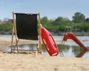 German Pool's Language Ban Raises Discrimination and Safety Concerns