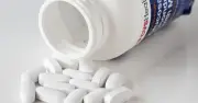 Glucosamine Supplements Linked to Faster Alzheimer's Decline and Death Risk