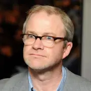 Harry Enfield Becomes Real-Life Old Git, Dreams of Shooting Litterbugs