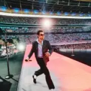 Harry Styles Stops Wembley Gig Mid-Song to Help Distressed Fan