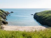 Hidden Welsh Bay Porth Iago Offers Quiet Escape from Crowded Beaches Amid Heatwave