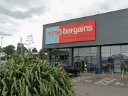 Home Bargains Beauty Kit Slashed from £25 to £1.99 in Online Deal