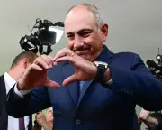 How Pro-Western Populist Pashinyan Retained Power in Armenia Despite Defeat
