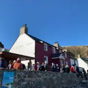 I visited the viral Welsh beach pub you have to walk across a golf course to get to