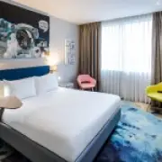 Ibis Styles Heathrow Review: £59 Hotel vs Uber – Which is Better?
