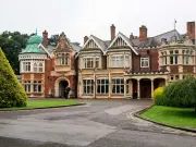 Interactive Map Reveals England's Best Attractions, Hotels, and Pubs