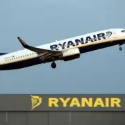 Jet2, easyJet, Ryanair, TUI: Family Seating Rules for Flying with Children