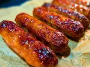Juicy Sausages Without Frying: Use a Chicken Stock Cube