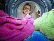 Laundry Expert Warns Against Using Fabric Softener in Washing Machines