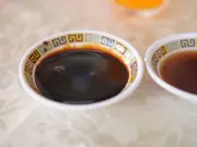Light vs Dark Soy Sauce: Key Differences and When to Use Each